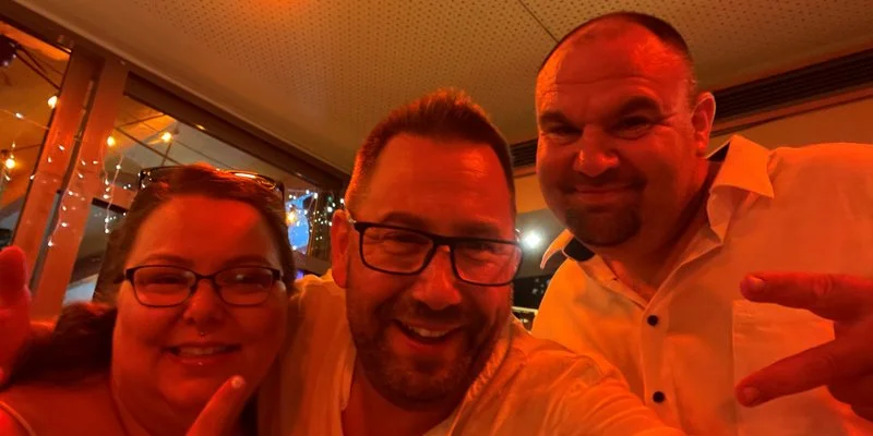 Bianca und Andy hatten Ihre Traum-Hochzeit in 64546 Mörfelden-Walldorf und DJ Alex Barnett war dabei!
